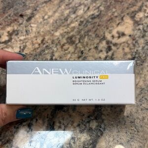 Avon Anew Clinical Luminosity Pro Brightening Serum 1.0 oz new sealed package